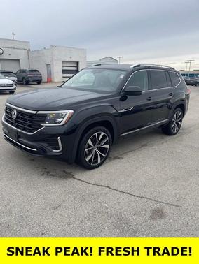 2025 Volkswagen Atlas 2.0T SEL Premium R-Line