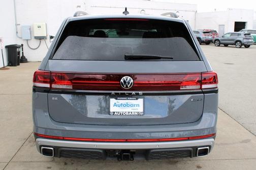 2025 Volkswagen Atlas 2.0T Peak Edition