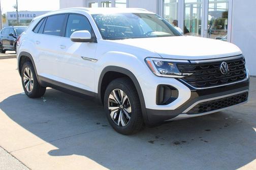 Opal White Pearl 2026 Volkswagen Atlas Cross Sport 2.0T SE