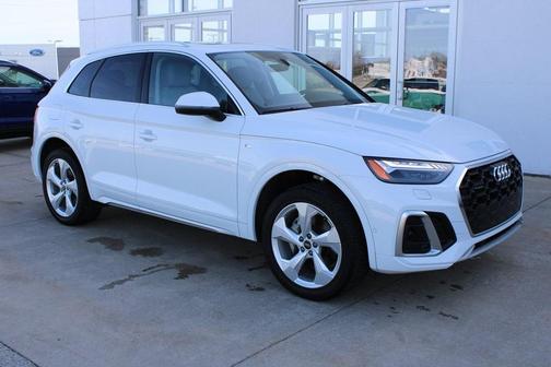 2024 Audi Q5 45 S line quattro Premium