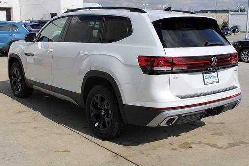 2026 Volkswagen Atlas 2.0T Peak Edition