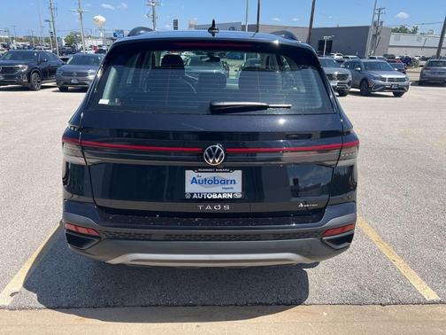 2025 Volkswagen Taos 1.5T S