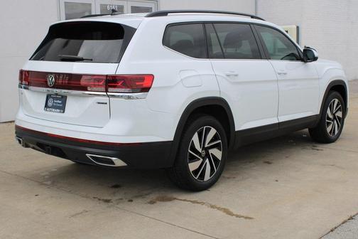 2024 Volkswagen Atlas 2.0T SE
