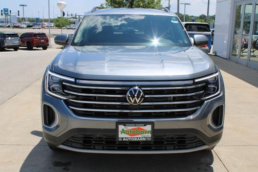 2025 Volkswagen Atlas 2.0T SE