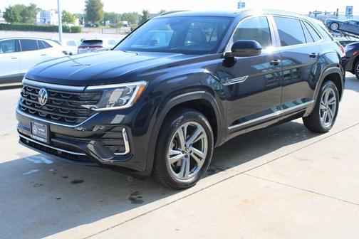 2024 Volkswagen Atlas Cross Sport 2.0T SEL R-Line