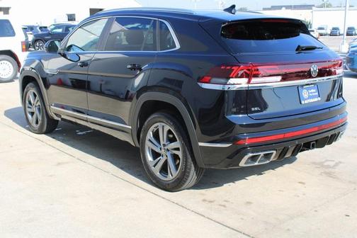 2024 Volkswagen Atlas Cross Sport 2.0T SEL R-Line