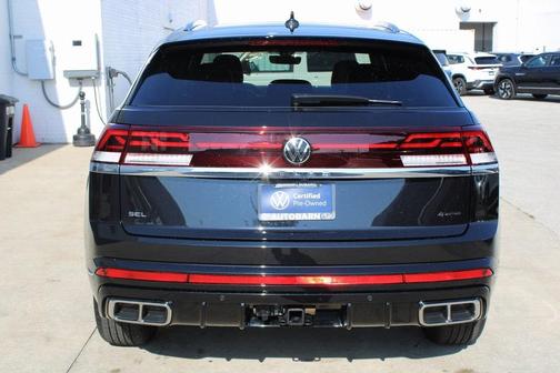 2024 Volkswagen Atlas Cross Sport 2.0T SEL R-Line