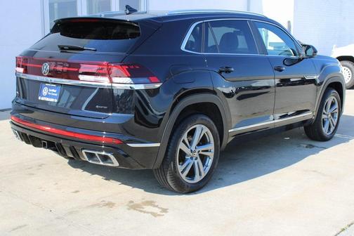 2024 Volkswagen Atlas Cross Sport 2.0T SEL R-Line