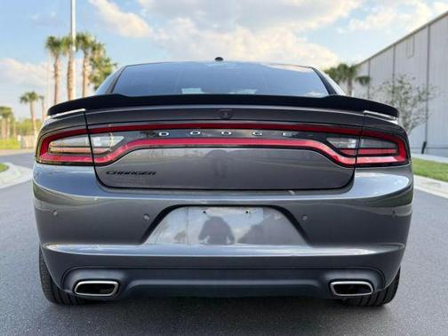 2018 Dodge Charger SXT