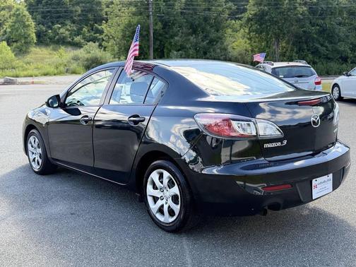 Black Mica 2013 Mazda Mazda3 i Sport