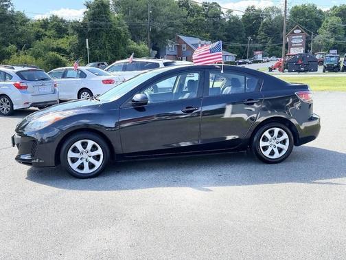Black Mica 2013 Mazda Mazda3 i Sport
