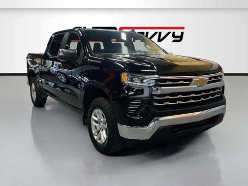 Black 2025 Chevrolet Silverado 1500 LT