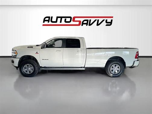 2024 RAM 3500 Laramie Crew Cab 4x4 8' Box