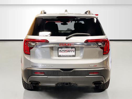 Sterling Metallic 2023 GMC Acadia AT4