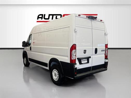2024 RAM ProMaster 2500 Tradesman