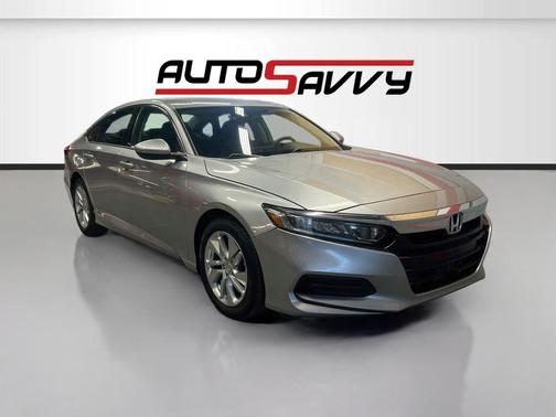 Lunar Silver Metallic 2018 Honda Accord LX