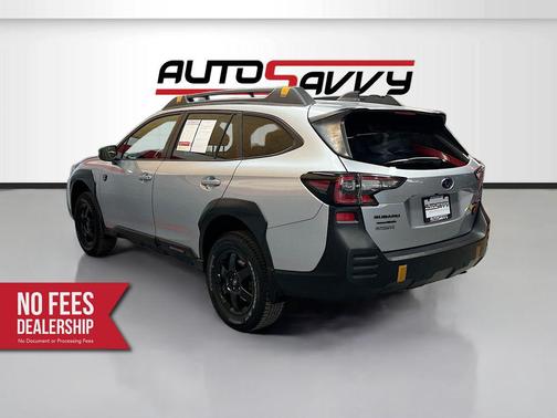 Ice Silver Metallic 2022 Subaru Outback Wilderness