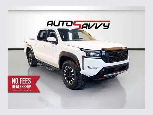 Glacier White 2024 Nissan Frontier PRO-4X