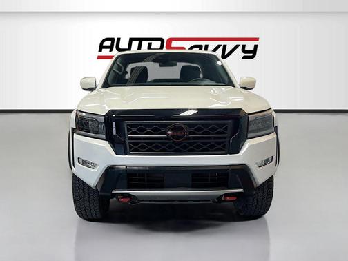 Glacier White 2024 Nissan Frontier PRO-4X