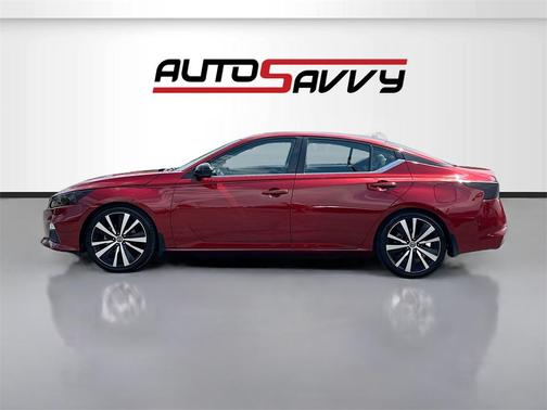2020 Nissan Altima SR FWD