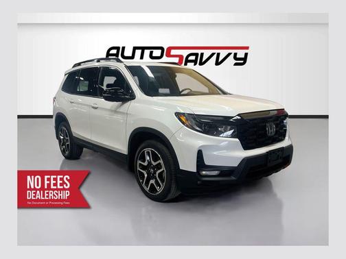 White 2022 Honda Passport Elite
