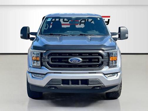 Iconic Silver Metallic 2022 Ford F-150 XLT