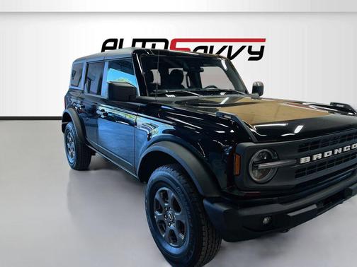 Shadow Black 2025 Ford Bronco Big Bend