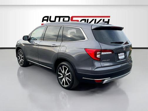 Charcoal 2021 Honda Pilot Touring 8-Passenger