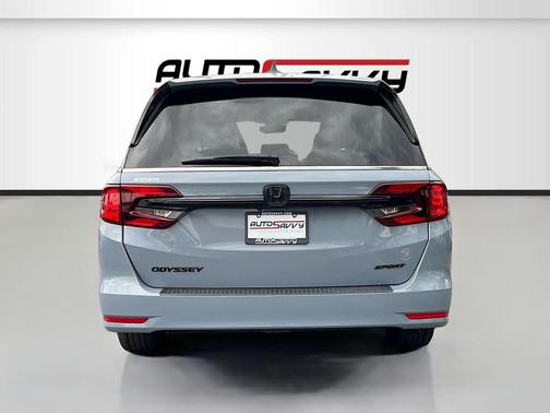 Blue 2023 Honda Odyssey Sport