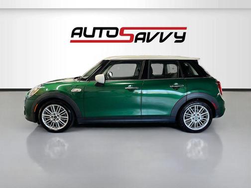 British Racing Green 2020 MINI Hardtop Signature