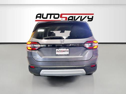 Charcoal 2025 Honda Pilot EX-L