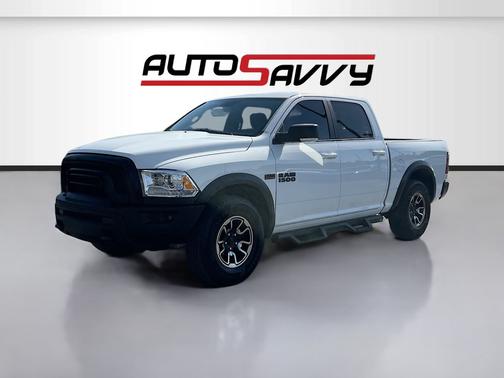 Bright White Clearcoat 2018 RAM 1500 Rebel