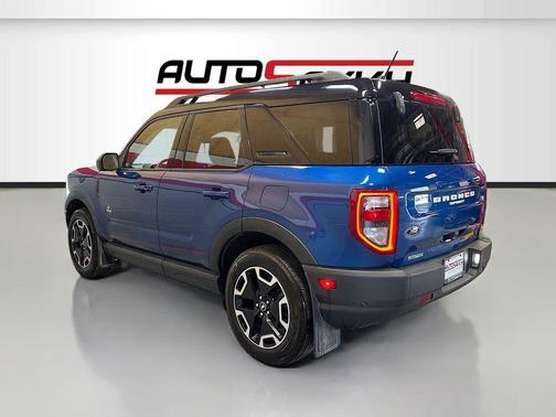 Blue Metallic 2024 Ford Bronco Sport Outer Banks