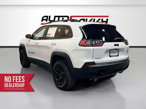 Bright White Clearcoat 2022 Jeep Cherokee X