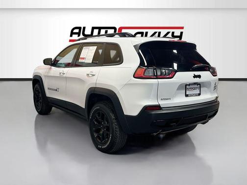 Bright White Clearcoat 2022 Jeep Cherokee X 4x4