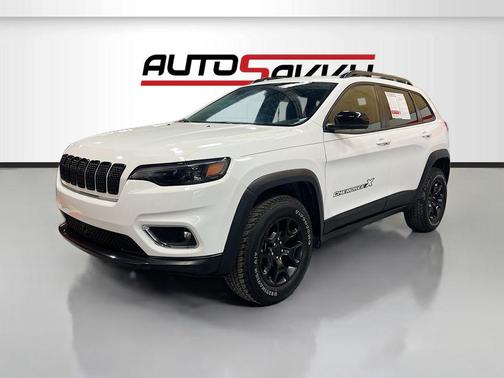 Bright White Clearcoat 2022 Jeep Cherokee X 4x4
