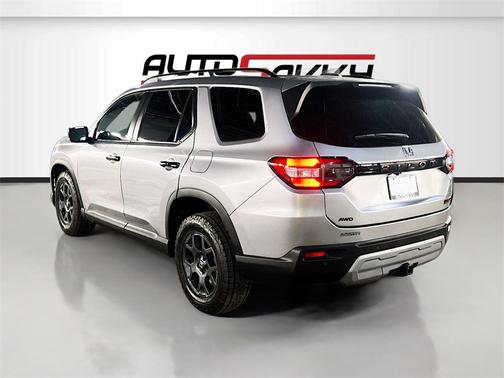 2023 Honda Pilot AWD TrailSport