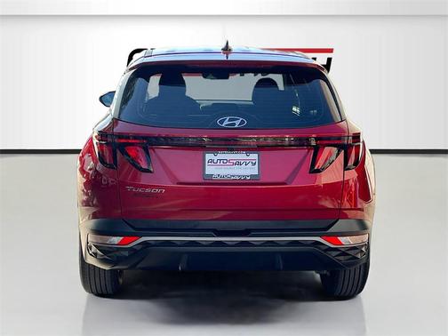 2024 Hyundai TUCSON SE