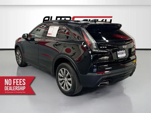 Stellar Black Metallic 2020 Cadillac XT4 Sport