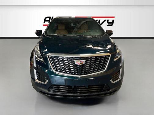 Emerald Lake Metallic 2024 Cadillac XT5 Premium Luxury