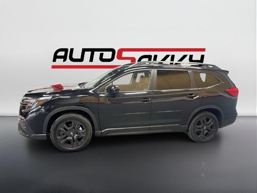 Crystal Black Silica 2024 Subaru Ascent Onyx Edition