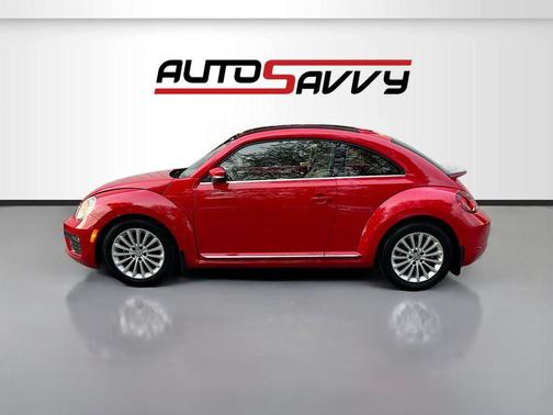 2019 Volkswagen Beetle 2.0T SE