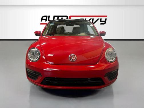 2019 Volkswagen Beetle 2.0T SE
