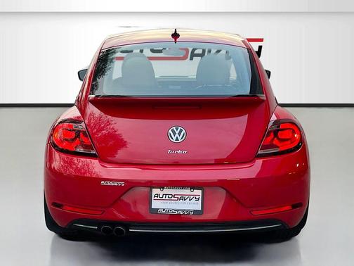 2019 Volkswagen Beetle 2.0T SE
