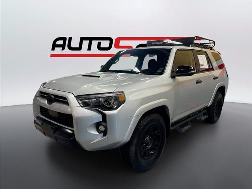 Classic Silver Metallic 2021 Toyota 4Runner Venture