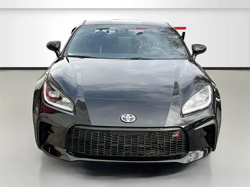 2025 Toyota GR86 Premium