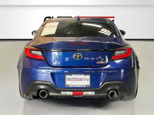 Trueno Blue 2025 Toyota GR86 Base