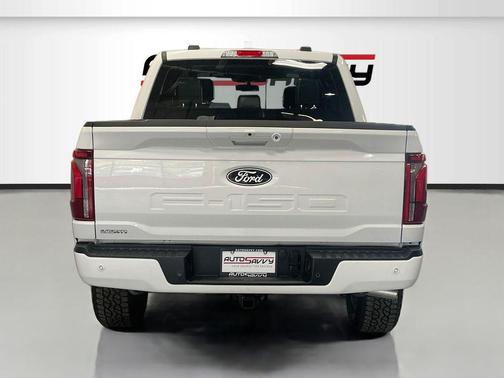 Oxford White 2025 Ford F-150 Lariat
