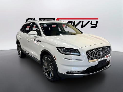 White Metallic 2023 Lincoln Nautilus Reserve