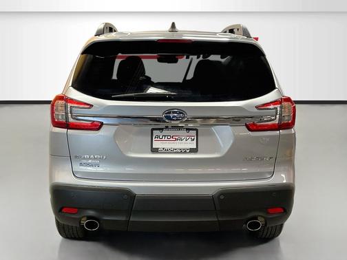 Ice Silver Metallic 2025 Subaru Ascent Premium
